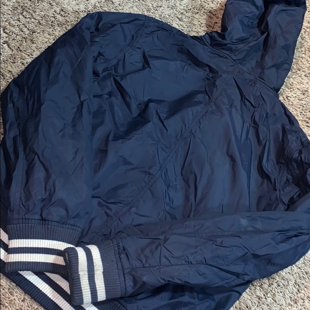 Wind jacket - Picture 3 of 3